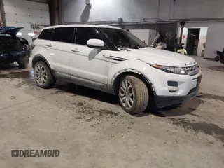 2012 Land Rover Range Rover Evoque Prestige Premium z VIN SALVV2BG8CH685537, wystawiony jako IAAI lot #41394582 z przebiegiem 111 697 mil mil oraz . Historia ofert i sprzedaży dostępna na DreamBid. Obrazek 1.