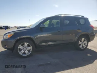 2006 Toyota RAV4 Sport с VIN JTMBK32V265011851, выставлен на аукционе Copart как лот 54549635 с пробегом 208 956 миль миль и Списание • Salvage title. История ставок и продаж доступна на DreamBid. Изображение 1.