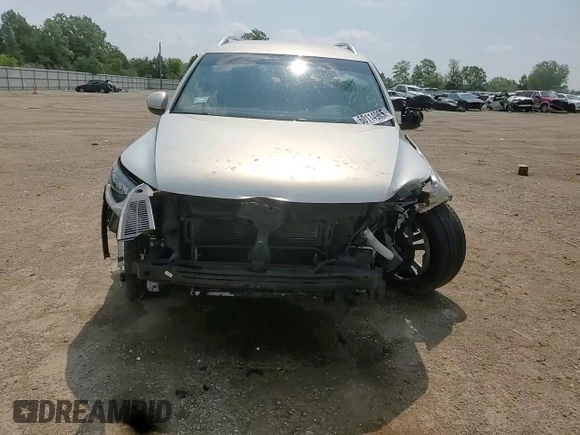 2013 Volkswagen Tiguan S with VIN WVGAV3AX6DW588083, listed as a Copart auction lot 60114965 with 109,318 mi miles and Salvage title. Bid and sale history available at DreamBid. Image 14.