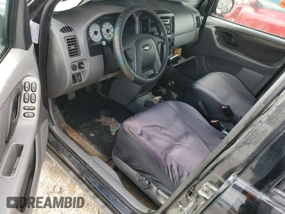 2001 Ford Escape with VIN 1FMYU03B91KC56563, listed as a Copart auction lot 81233934 with 173,775 mi miles and Non repairable. Bid and sale history available at DreamBid. Image 8.