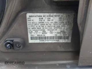 2000 Nissan Altima XE with VIN 1N4DL01D7YC225302, listed as a IAAI auction lot 41330789 with 1 mi miles. Bid and sale history available at carsss.com. Image 9.