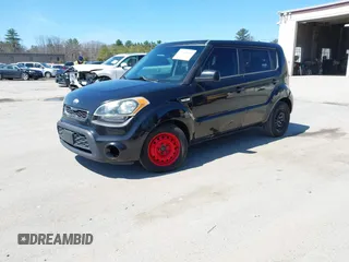 2013 Kia Soul with VIN KNDJT2A58D7570097, listed as a IAAI auction lot 42038684 with 159,091 mi miles. Bid and sale history available at carsss.com. Image 2.
