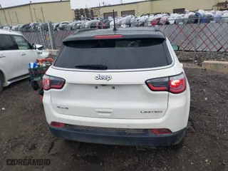 2018 Jeep Compass Limited with VIN 3C4NJDCB6JT113303, listed as a IAAI auction lot 41127866 with 99,345 mi miles. Bid and sale history available at carsss.com. Image 16.
