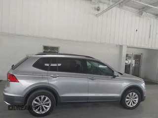 2019 Volkswagen Tiguan S with VIN 3VV1B7AX6KM189497, listed as a IAAI auction lot 42669313 with 236,719 mi miles and . Bid and sale history available at DreamBid. Image 13.