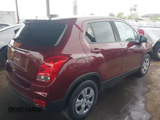 2017 Chevrolet Trax LS with VIN 3GNCJKSB9HL273738, listed as a IAAI auction lot 42046916 with 65,654 mi miles. Bid and sale history available at carsss.com. Image 4.