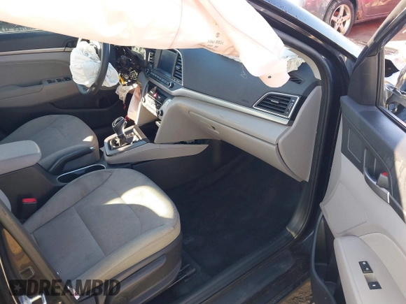 2017 Hyundai Elantra Limited z VIN 5NPD84LF7HH065444, wystawiony jako IAAI lot #41787528 z przebiegiem 101 520 mil mil oraz . Historia ofert i sprzedaży dostępna na DreamBid. Obrazek 5.