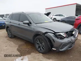 2024 Volkswagen Tiguan SE with VIN 3VV3B7AX2RM068498, listed as a IAAI auction lot 41531195 with 14,778 mi miles and . Bid and sale history available at DreamBid. Image 1.