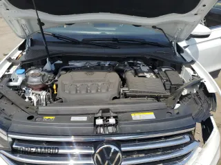 2024 Volkswagen Tiguan SE with VIN 3VVMB7AXXRM077048, listed as a Copart auction lot 54885705 with 9,414 mi miles and Salvage title. Bid and sale history available at DreamBid. Image 12.