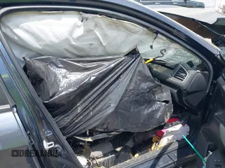 2019 Honda Civic EX z VIN JHMFC1F37KX008758, wystawiony jako IAAI lot #42077196 z przebiegiem Nie podano mil oraz . Historia ofert i sprzedaży dostępna na DreamBid. Obrazek 5.
