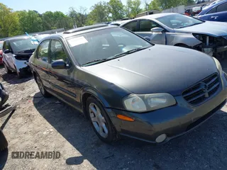 2001 Nissan Maxima SE with VIN JN1CA31D51T613845, listed as a IAAI auction lot 42029251 with 291,576 mi miles and . Bid and sale history available at DreamBid. Image 1.