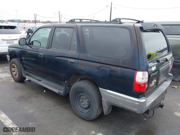 2001 Toyota 4Runner SR5 with VIN JT3GN86R410198897, listed as a IAAI auction lot 41924580 with 330,392 mi miles. Bid and sale history available at carsss.com. Image 3.