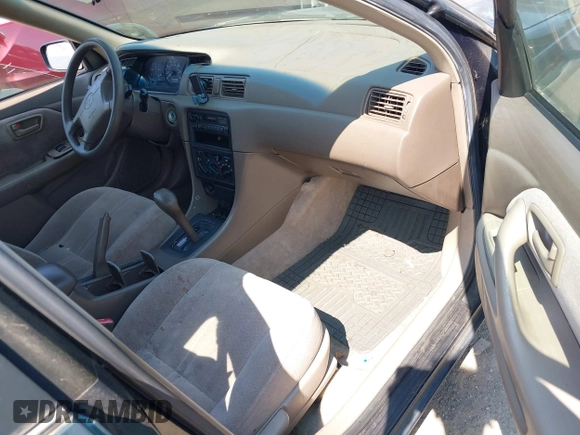 1997 Toyota Camry LE with VIN JT2BG22K5V0073783, listed as a IAAI auction lot 42409561 with 149,560 mi miles and . Bid and sale history available at DreamBid. Image 5.