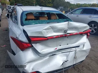 2019 Toyota Avalon XLE z VIN 4T1BZ1FB5KU009197, wystawiony jako IAAI lot #40331217 z przebiegiem 35 927 mil mil oraz . Historia ofert i sprzedaży dostępna na DreamBid. Obrazek 6.