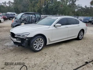 2019 BMW 7 Series 750i xDrive with VIN WBA7F2C57KB240683, listed as a Copart auction lot 78021004 with 0 mi miles and Salvage Title. Bid and sale history available at carsss.com. Image 1.