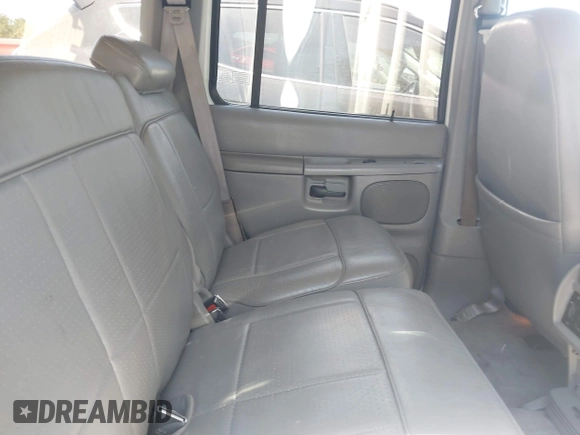 1995 Ford Explorer Eddie Bauer with VIN 1FMDU34XXSUB24511, listed as a IAAI auction lot 42313253 with 139,000 mi miles and . Bid and sale history available at DreamBid. Image 8.