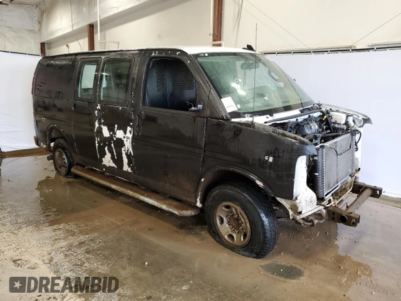 2024 GMC Savana Cargo Van with VIN 1GTW7AFP0R1164209, listed as a Copart auction lot 46700295 with 0 mi miles and Clean Title. Bid and sale history available at carsss.com. Image 4.