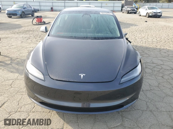 2025 Tesla Model 3 Long Range with VIN 5YJ3E1EA0SF922262, listed as a Copart auction lot 48358095 with 831 mi miles and Salvage title. Bid and sale history available at DreamBid. Image 5.