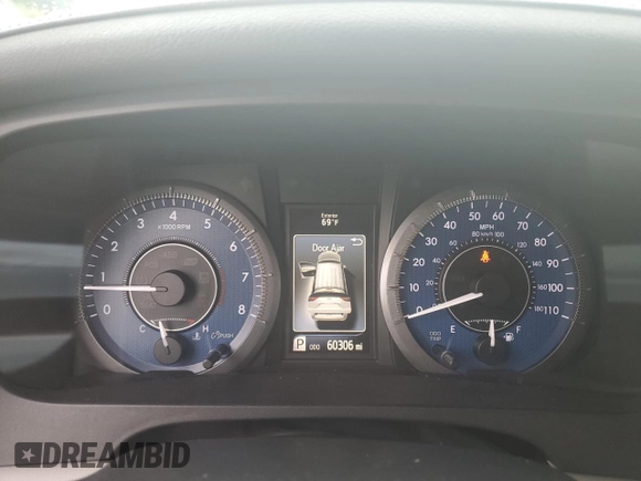 2015 Toyota Sienna XLE with VIN 5TDYK3DC6FS630405, listed as a Copart auction lot 59872045 with 60,306 mi miles and Salvage title. Bid and sale history available at DreamBid. Image 9.