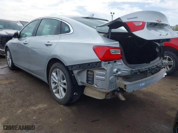 2018 Chevrolet Malibu LT with VIN 1G1ZD5ST8JF263988, listed as a IAAI auction lot 41821778 with 135,924 mi miles. Bid and sale history available at carsss.com. Image 3.