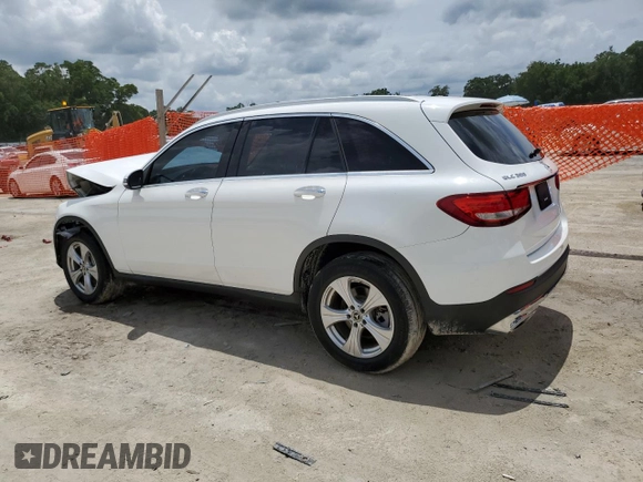 2018 Mercedes-Benz GLC 300 z VIN WDC0G4JB6JV048068, wystawiony jako Copart lot #59135975 z przebiegiem 108 886 mil mil oraz Szkoda całkowita • Salvage title. Historia ofert i sprzedaży dostępna na DreamBid. Obrazek 2.