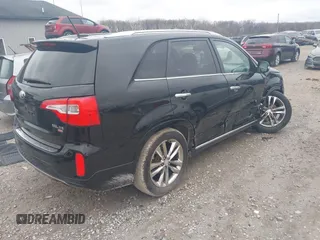 2014 Kia Sorento SX with VIN 5XYKW4A76EG549679, listed as a IAAI auction lot 41916294 with 146,566 mi miles. Bid and sale history available at carsss.com. Image 4.