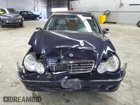 2006 Mercedes-Benz C 280 Luxury with VIN WDBRF92H16F752095, listed as a Copart auction lot 61414675 with 182,802 mi miles and Salvage title. Bid and sale history available at DreamBid. Image 5.