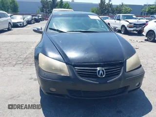 2005 Acura RL with VIN JH4KB16575C007995, listed as a IAAI auction lot 42638944 with 241,591 mi miles and . Bid and sale history available at DreamBid. Image 6.