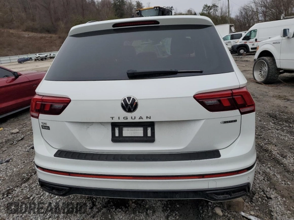 2022 Volkswagen Tiguan SE R-Line Black with VIN 3VV8B7AX8NM072183, listed as a Copart auction lot 42331045 with 87,387 mi miles and Salvage Title. Bid and sale history available at DreamBid. Image 6.