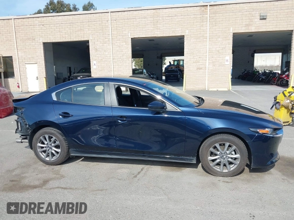 2021 Mazda Mazda3 Sedan 2.5 S with VIN JM1BPAAL4M1320621, listed as a IAAI auction lot 41867284 with 49,031 mi miles. Bid and sale history available at carsss.com. Image 14.