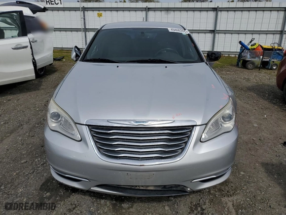 2012 Chrysler 200 Touring with VIN 1C3CCBBB6CN129323, listed as a Copart auction lot 49460355 with 125,637 mi miles and Salvage Title. Bid and sale history available at carsss.com. Image 5.