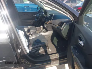 2016 Jeep Cherokee Limited с VIN 1C4PJMDBXGW152096, выставлен на аукционе IAAI как лот 41972475 с пробегом 84 589 миль миль и . История ставок и продаж доступна на DreamBid. Изображение 5.