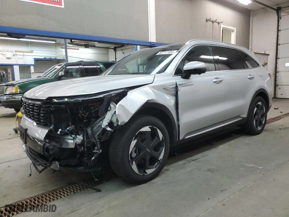 2025 Kia Sorento Hybrid SX Prestige with VIN KNDRKDJGXS5295344, listed as a Copart auction lot 82717184 with 1,429 mi miles and Salvage Title. Bid and sale history available at carsss.com. Image 1.