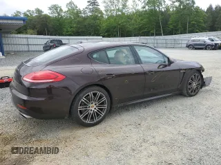 2016 Porsche Panamera 4 с VIN WP0AA2A7XGL007121, выставлен на аукционе Copart как лот 54559365 с пробегом 84 955 миль миль и Списание • Salvage title. История ставок и продаж доступна на DreamBid. Изображение 3.