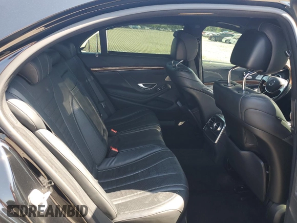 2015 Mercedes-Benz S 550 with VIN WDDUG8FB2FA110951, listed as a Copart auction lot 61724525 with 124,173 mi miles and Salvage title. Bid and sale history available at DreamBid. Image 10.