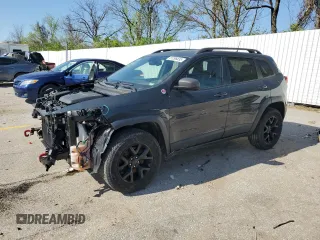 2016 Jeep Cherokee Trailhawk with VIN 1C4PJMBS3GW335696, listed as a Copart auction lot 51296835 with 115,591 mi miles and Salvage Title. Bid and sale history available at carsss.com. Image 1.