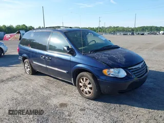 2006 Chrysler Town & Country Touring with VIN 2A4GP54L86R786652, listed as a IAAI auction lot 42123264 with Not Provided miles and . Bid and sale history available at DreamBid. Image 1.
