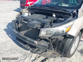 2015 Kia Sedona EX with VIN KNDMC5C13F6022333, listed as a IAAI auction lot 41997242 with 108,000 mi miles. Bid and sale history available at carsss.com. Image 6.