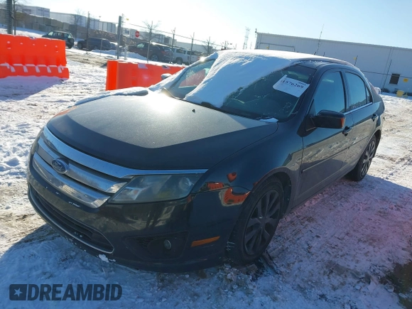 2010 Ford Fusion SE with VIN 3FAHP0HA7AR180984, listed as a IAAI auction lot 41576269 with 165,998 mi miles. Bid and sale history available at carsss.com. Image 2.