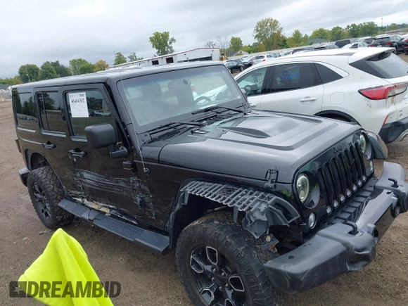 2018 Jeep Wrangler JK Unlimited Altitude with VIN 1C4BJWEG7JL881133, listed as a IAAI auction lot 40404302 with 95,726 mi miles. Bid and sale history available at carsss.com. Image 1.