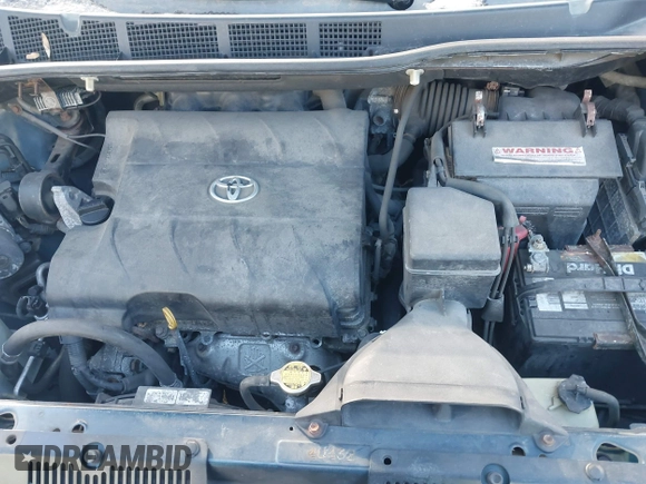 2011 Toyota Sienna with VIN 5TDZK3DC9BS028189, listed as a IAAI auction lot 41448585 with 203,181 mi miles. Bid and sale history available at carsss.com. Image 10.