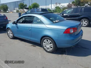 2010 Volkswagen Eos Komfort с VIN WVWBA7AH3AV020427, выставлен на аукционе IAAI как лот 42444669 с пробегом 124 765 миль миль и . История ставок и продаж доступна на DreamBid. Изображение 3.