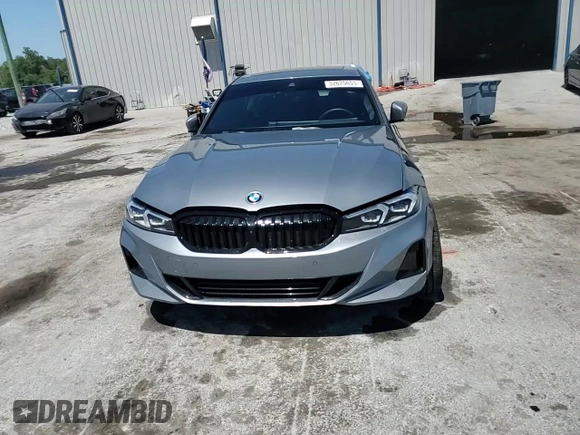 2023 BMW 3 Series 330i xDrive with VIN 3MW89FF00P8D34979, listed as a Copart auction lot 52625655 with 17,031 mi miles and Salvage Title. Bid and sale history available at carsss.com. Image 13.