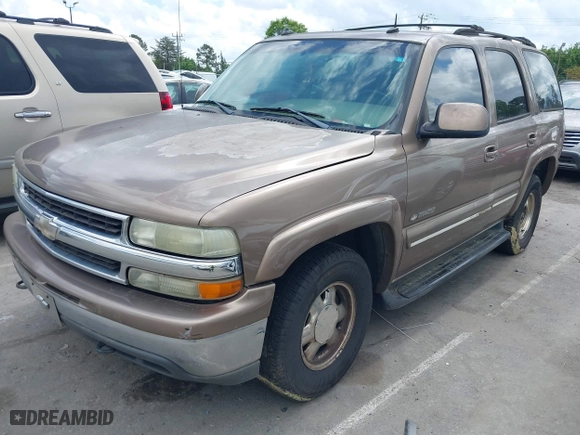 2003 Chevrolet Tahoe Z71 with VIN 1GNEK13Z43R155495, listed as a IAAI auction lot 42029728 with 393,493 mi miles. Bid and sale history available at carsss.com. Image 2.