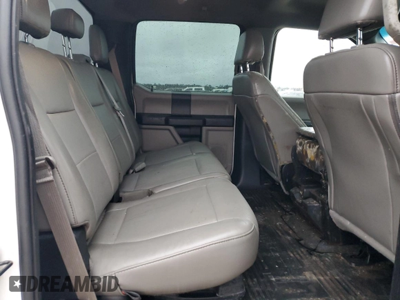 2019 Ford F-350 XL with VIN 1FT8W3A68KEC83176, listed as a Copart auction lot 87997915 with 275,052 mi miles and Salvage title. Bid and sale history available at DreamBid. Image 10.