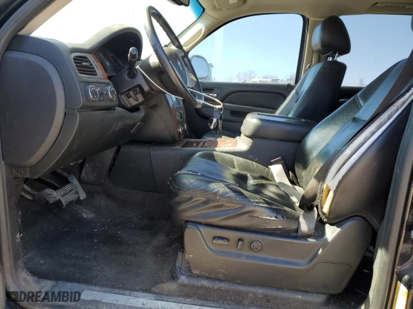2010 Chevrolet Avalanche LTZ with VIN 3GNVKGE00AG156156, listed as a Copart auction lot 50806785 with 199,287 mi miles and Clean Title. Bid and sale history available at carsss.com. Image 7.