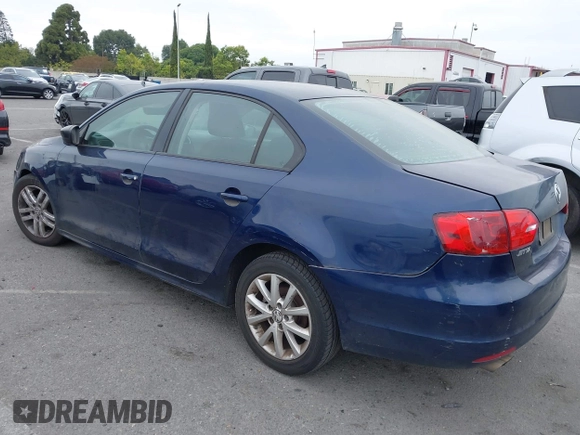 2012 Volkswagen Jetta S с VIN 3VW2K7AJ4CM410723, выставлен на аукционе IAAI как лот 42450418 с пробегом 161 730 миль миль и . История ставок и продаж доступна на DreamBid. Изображение 3.