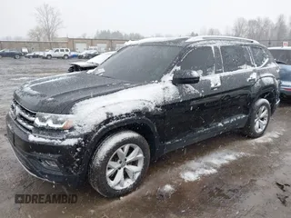 2018 Volkswagen Atlas SE z VIN 1V2LR2CA1JC515168, wystawiony jako IAAI lot #42024499 z przebiegiem 112 558 mil mil oraz . Historia ofert i sprzedaży dostępna na DreamBid. Obrazek 19.