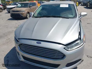 2016 Ford Fusion SE with VIN 3FA6P0H70GR275181, listed as a IAAI auction lot 42117448 with 111,446 mi miles. Bid and sale history available at carsss.com. Image 17.