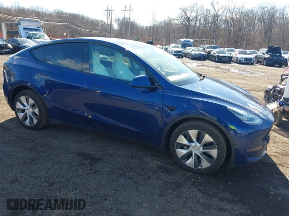 2021 Tesla Model Y Long Range with VIN 5YJYGDEE8MF293230, listed as a IAAI auction lot 41744033 with 56,797 mi miles and . Bid and sale history available at DreamBid. Image 1.