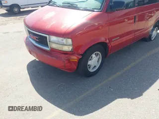 1998 GMC Safari z VIN 1GKDM19W7WB540093, wystawiony jako IAAI lot #42003889 z przebiegiem 214 439 mil mil oraz . Historia ofert i sprzedaży dostępna na DreamBid. Obrazek 6.